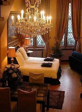 Guest house Huyze Maene 3*